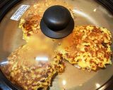 食感重視！関西人のお好み焼き作り方9写真