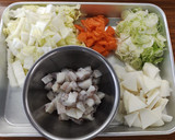 やっさタコと野菜のとろみスープ☆給食作り方1写真