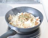 簡単に美味しい〜【ニラだれ焼きうどん】作り方5写真