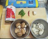 牡蠣とマッシュルームのトマトソースパスタ作り方1写真