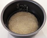 セブンイレブン風☆梅こんぶおにぎり作り方1写真