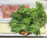 鶏もも肉と豆腐と長葱と春菊と椎茸のうま煮作り方1写真