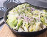 豚バラとレタスのスキレット蒸し作り方3写真