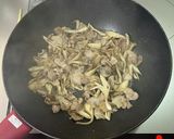 舞茸とキムチ香る！舞茸キムチチャーハン作り方3写真
