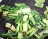 5分で簡単♪小松菜のごま醤油炒め作り方3写真