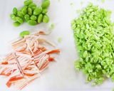 フライパンで簡単☆枝豆とカニカマの焼売作り方1写真