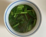 たっぷりニラと春雨のスープ作り方5写真