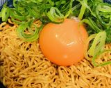 チキンラーメン●海苔玉子＆ネギ盛り作り方2写真