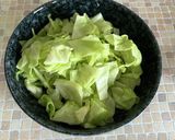 さつまいもとキャベツの味噌マヨサラダ作り方1写真