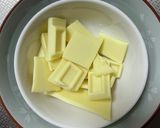 ハロウィンに簡単に　チョコバナナおばけ作り方2写真
