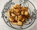 パンの耳のクルトンと目玉焼きのサラダ作り方3写真