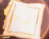 簡単なのに満足の一品！エッグウィンドウ作り方7写真