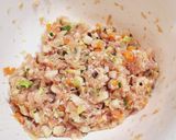 鶏挽き肉の鶏皮餃子と椎茸の肉詰め作り方3写真