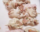 鶏挽き肉の鶏皮餃子と椎茸の肉詰め作り方4写真