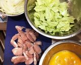 鶏ササミきゃべつ玉ねぎの卵とじ煮作り方1写真