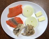 フライパンで簡単♡鮭のホイル蒸し作り方1写真