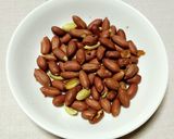 煎りピーナツの炊き込みご飯作り方1写真