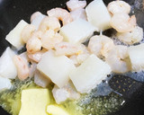 もやしとエノキのバター醤油炒め作り方2写真