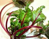 ビーツの葉とベーコンの炒め物作り方1写真
