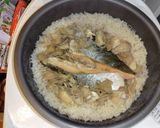 鮭と舞茸の白だしバター炊き込みご飯作り方4写真