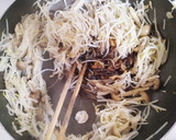 節約にも！もやし しめじの ソース炒め♬作り方3写真