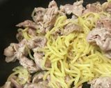 シンプル●豚こまぎれ肉の焼きそば作り方2写真