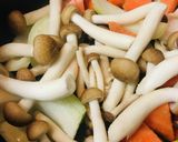 市販カレー●きのこ&ポークカレー作り方1写真