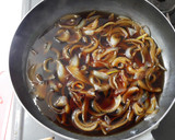 不器用玉ねぎが美味しい簡単な親子丼作り方1写真