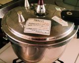 時短!圧力鍋で作る丸ごとオニオンスープ作り方3写真