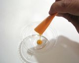 チョコで作った柿の器と柿の寒天ゼリー作り方2写真