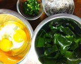 新わかめと釜揚げしらすと玉子の炒めもの作り方3写真