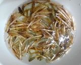 つくしで豚平焼き：旬のつくしを使用作り方3写真