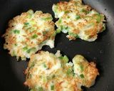 計量カップで作る ネギの桜エビ焼き作り方6写真