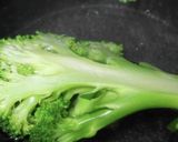 筋肉喜ぶブロッコリーの味噌汁作り方1写真