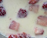 ごろっと苺ミルクのパンナコッタ作り方4写真