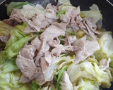 とっても簡単★豚こま肉とレタスの炒め物作り方6写真