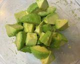 まぐろとアボカドの中華風ポキ作り方1写真