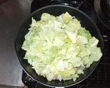 春キャベツ鶏肉のカレーガーリック炒め作り方3写真
