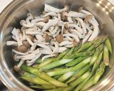 アスパラとしめじのごま味噌和え QC作り方2写真