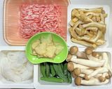 豚ひき肉と白たきと油揚げの柚子こしょう煮作り方1写真