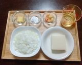 新玉ねぎと豆腐のスープ作り方1写真