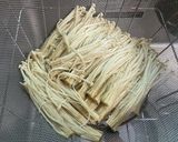 節約、簡単料理★えのきの韓国漬け作り方1写真