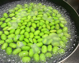 むき枝豆の塩昆布と柚子胡椒和え作り方2写真