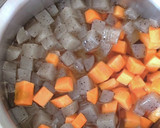 人参とこんにゃくの煮物★おかかマヨ和え作り方1写真
