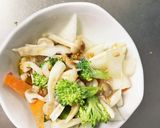 お一人様☆野菜たっぷりオイスター親子丼作り方8写真