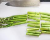 5分で完成☆アスパラの梅マヨ和え作り方1写真