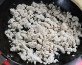 丼にも★美味★鶏ミンチと蕨と厚揚げの煮物作り方4写真
