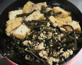 丼にも★美味★鶏ミンチと蕨と厚揚げの煮物作り方7写真