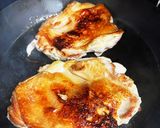 皮パリパリのチキンステーキ 照り焼き味作り方2写真