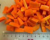 ツナとにんじんとインゲンの煮物作り方1写真